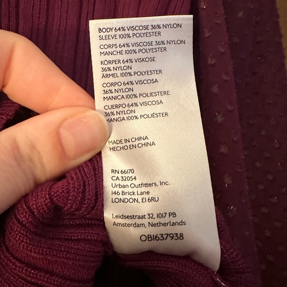 Anthropologie Puff Sleeve Shimmer Sweater Plum size xs - Picture 5 of 5